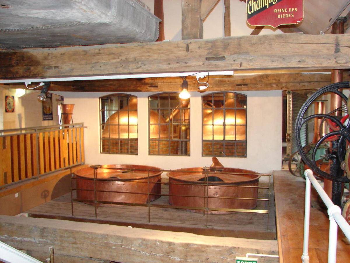 Gite La Volette Moulins-Saint-Hubert Exteriör bild