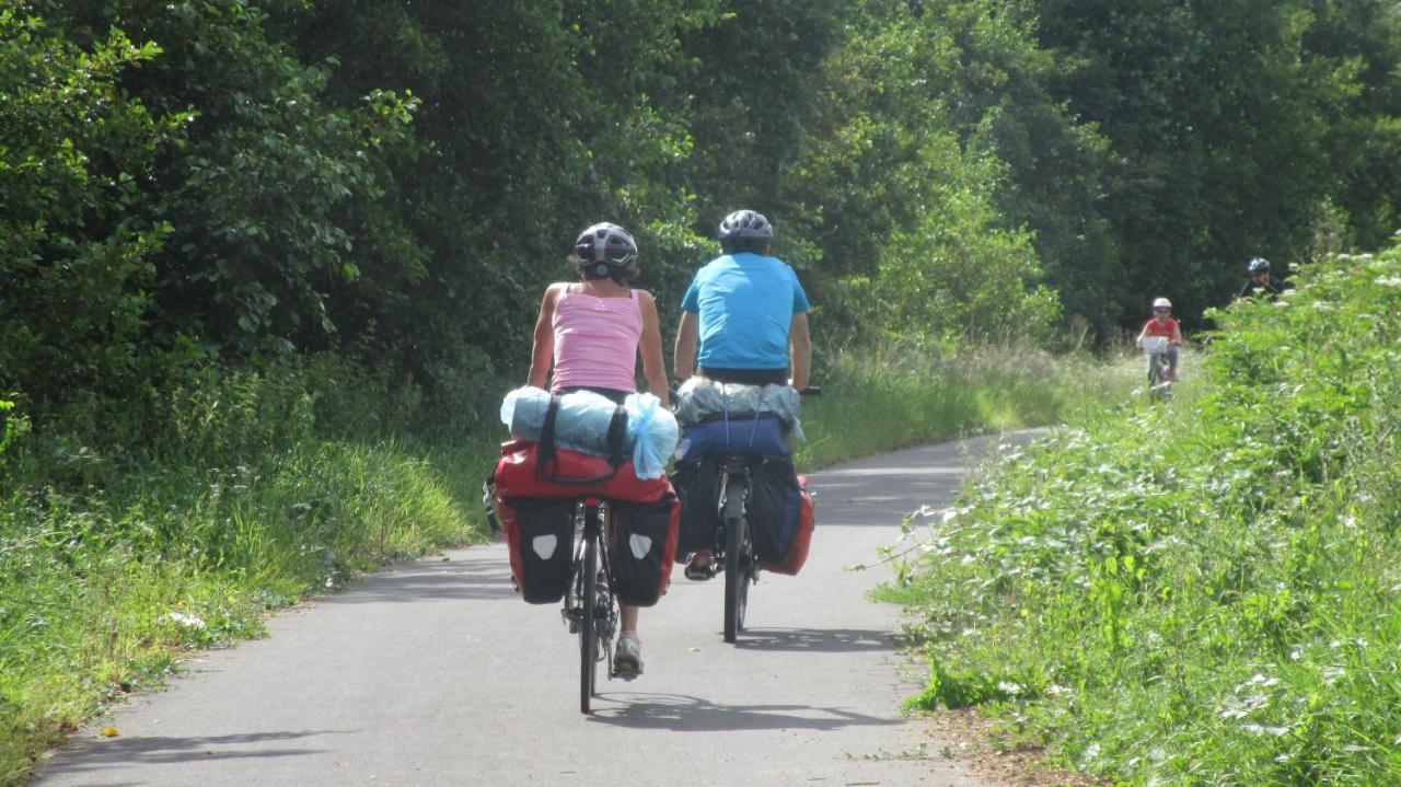 Gite La Volette Moulins-Saint-Hubert Exteriör bild
